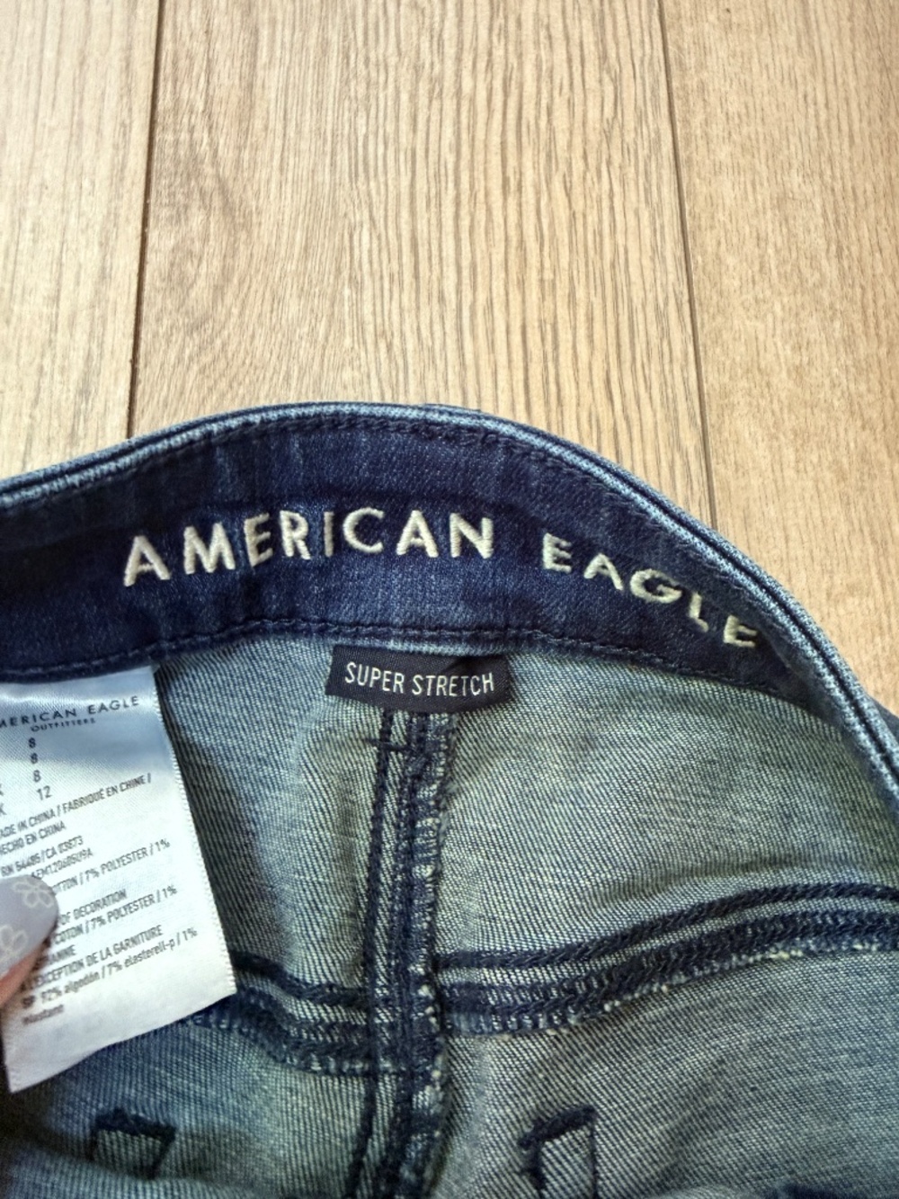 American Eagle Outfitters High Rise shortie size 8 - Picture 5 of 7